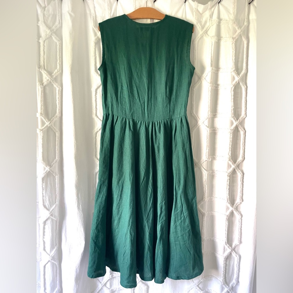 Sleeveless Deep Green Linen Midi Dress - Picture 4 of 4